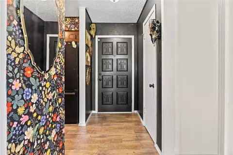 Entry Way - 819 N Brewer Ave, Hydro, OK 73048 photo 1 of 5