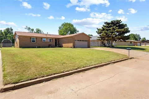 Other - 819 N Brewer Ave, Hydro, OK 73048 photo 1 of 7