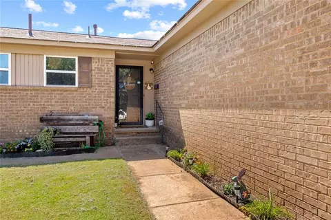 Other - 819 N Brewer Ave, Hydro, OK 73048 photo 3 of 7