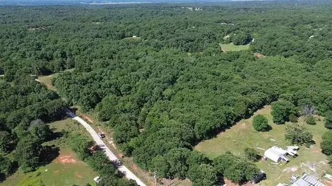 Brandy Lane, Tecumseh, OK 74873 photo 2