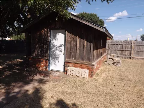 Other - 1908 N Robin St, Altus, OK 73521 photo 4 of 6