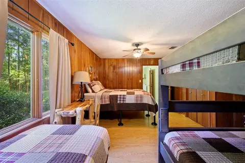 Bedroom - 334 Shrouder Rd, Broken Bow, OK 74728 photo 1 of 6