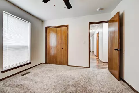 Bedroom - 2115 Teresa Dr, Norman, OK 73071 photo 4 of 4