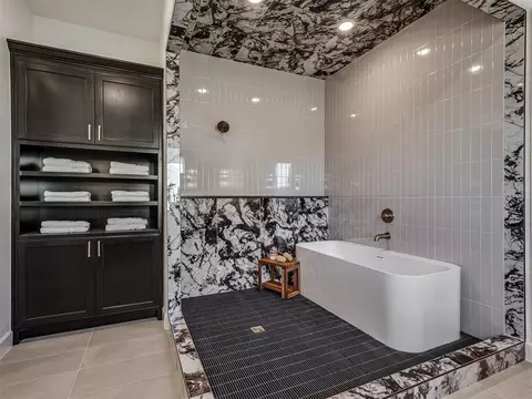 Bath - 9401 Millstone Ct, Arcadia, OK 73007 photo 3 of 10