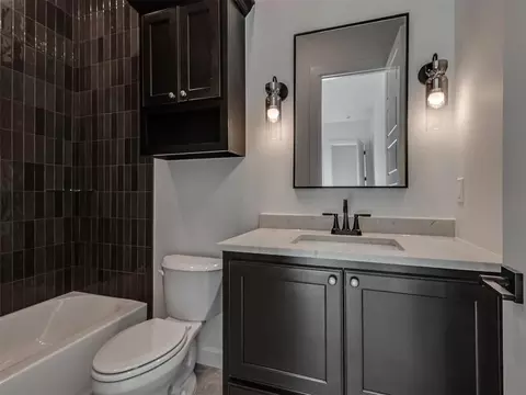 Bath - 9401 Millstone Ct, Arcadia, OK 73007 photo 7 of 10