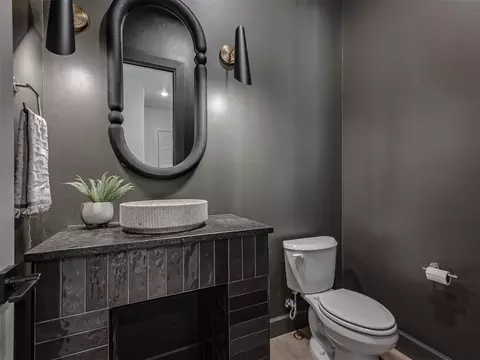 Bath - 9401 Millstone Ct, Arcadia, OK 73007 photo 1 of 10