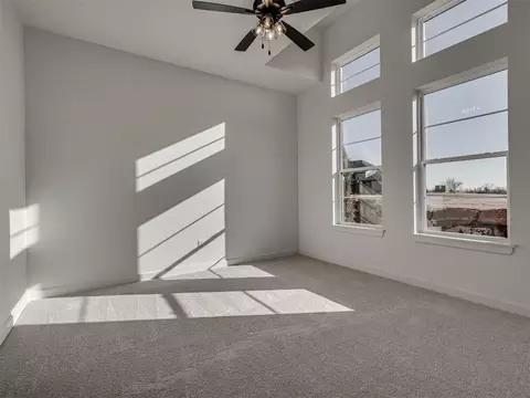 Bedroom - 9401 Millstone Ct, Arcadia, OK 73007 photo 4 of 7
