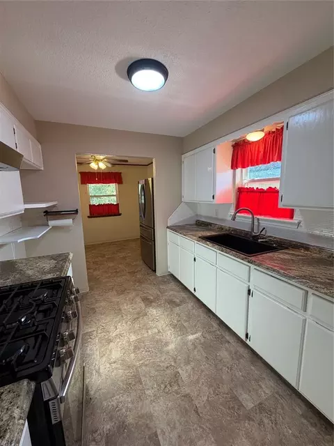 Kitchen - 8 Baker St, Asher, OK 74826 photo 2 of 2