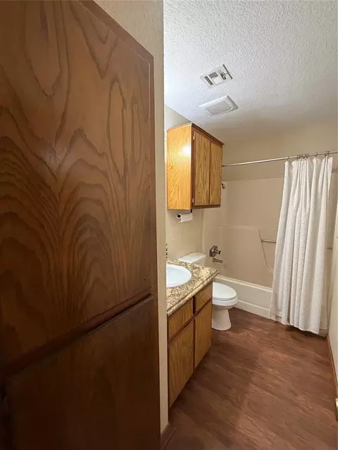 Bath - 8 Baker St, Asher, OK 74826 photo 2 of 4