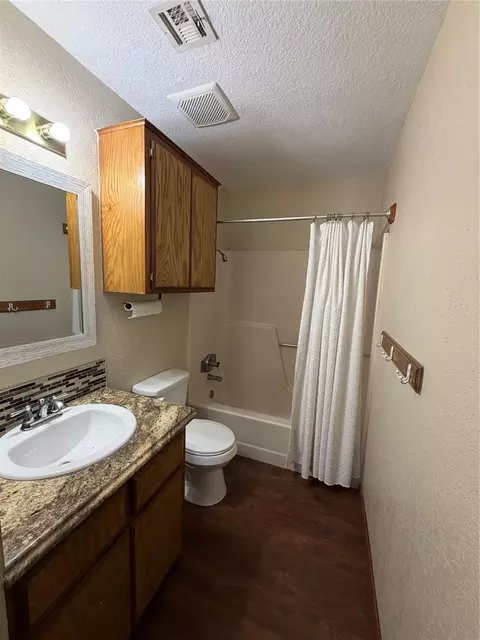 Bath - 8 Baker St, Asher, OK 74826 photo 1 of 4
