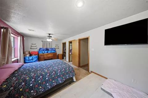 Bedroom - 662 S Range Rd, Mcloud, OK 74851 photo 3 of 3