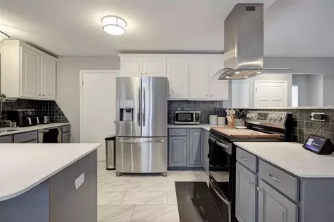 Kitchen - 2134 Jazzman Dr, Norman, OK 73071 photo 3 of 7