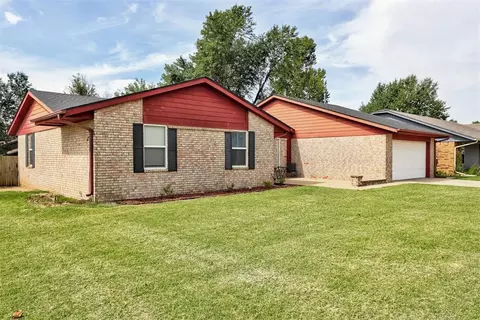 Exterior - 2134 Jazzman Dr, Norman, OK 73071 photo 3 of 6