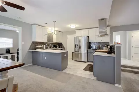 Kitchen - 2134 Jazzman Dr, Norman, OK 73071 photo 1 of 7