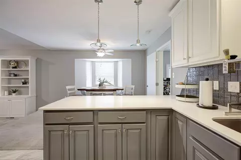 Kitchen - 2134 Jazzman Dr, Norman, OK 73071 photo 5 of 7