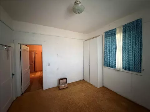 Bedroom - 104 W Johnny Bench St, Binger, OK 73009 photo 3 of 4