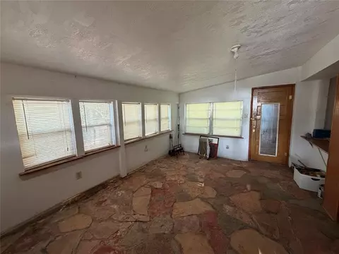 Other - 104 W Johnny Bench St, Binger, OK 73009 photo 5 of 8