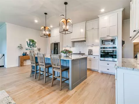4721 Mustang Park Blvd, Mustang, OK 73064