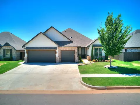 4721 Mustang Park Blvd, Mustang, OK 73064