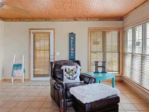 Exterior - 17320 E 1250 Rd, Erick, OK 73645 photo 6 of 8