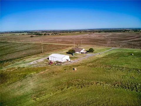 View/Area - 17320 E 1250 Rd, Erick, OK 73645 photo 2 of 4