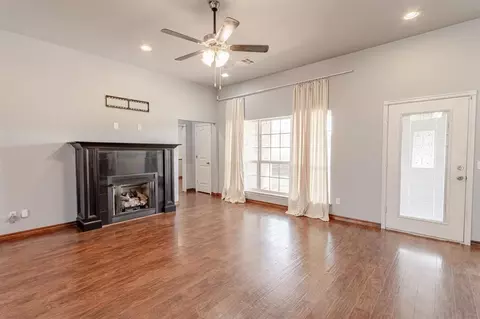 Living - 2318 Tailwind Dr, Purcell, OK 73080 photo 1 of 5