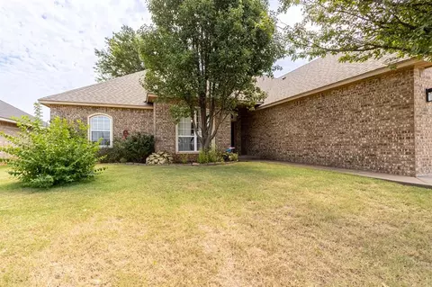 Exterior - 2318 Tailwind Dr, Purcell, OK 73080 photo 5 of 10