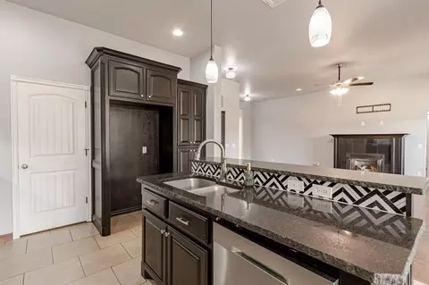 Kitchen - 2318 Tailwind Dr, Purcell, OK 73080 photo 4 of 4