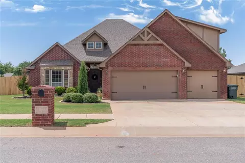 4933 Champlain Pl, Edmond, OK 73025