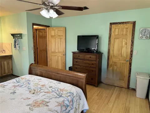 Bedroom - 115847 S 4197 Rd, Checotah, OK 74426 photo 6 of 7