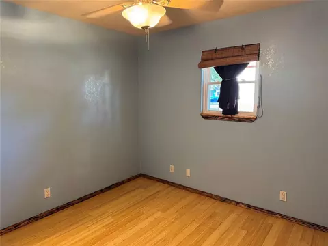 Bedroom - 115847 S 4197 Rd, Checotah, OK 74426 photo 4 of 7