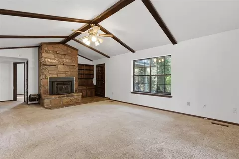 Living - 14400 Etowah Rd, Noble, OK 73068 photo 3 of 5