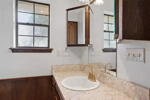 Bath - 14400 Etowah Rd, Noble, OK 73068 photo 3 of 3