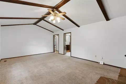 Living - 14400 Etowah Rd, Noble, OK 73068 photo 5 of 5