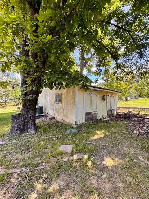 Exterior - 442827 E 1930, Ringold, OK 74754 photo 2 of 5