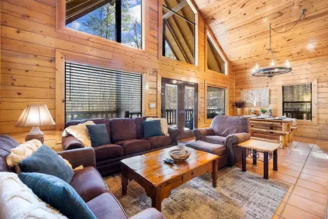 Living - 197 Ebb Tide Rd, Broken Bow, OK 74728 photo 3 of 6