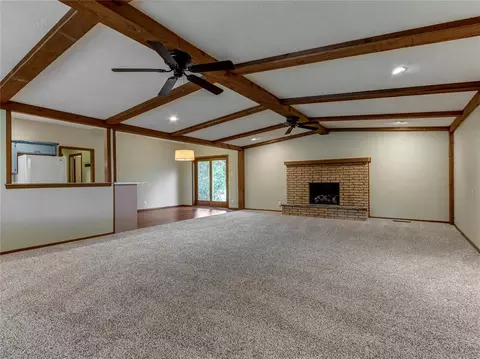 Living - 3555 E Imhoff Rd, Norman, OK 73026 photo 2 of 9