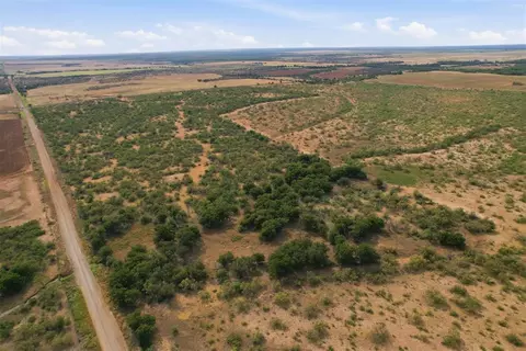 1850 N County Rd, Eldorado, OK 73537 photo 8