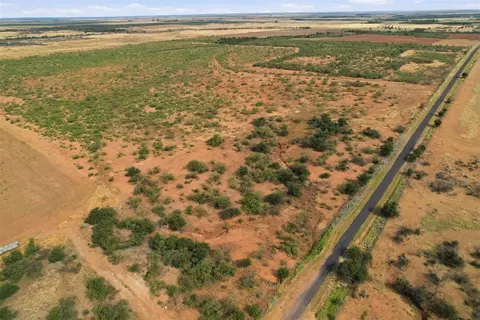 1850 N County Rd, Eldorado, OK 73537 photo 7