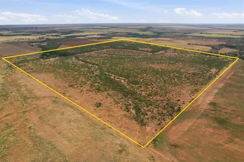 1850 N County Rd, Eldorado, OK 73537 photo 5