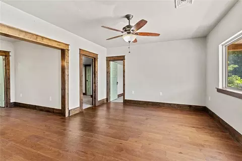 Living - 103 E Ash St, Carnegie, OK 73015 photo 3 of 4