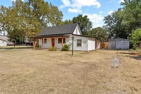 Other - 103 E Ash St, Carnegie, OK 73015 photo 2 of 7