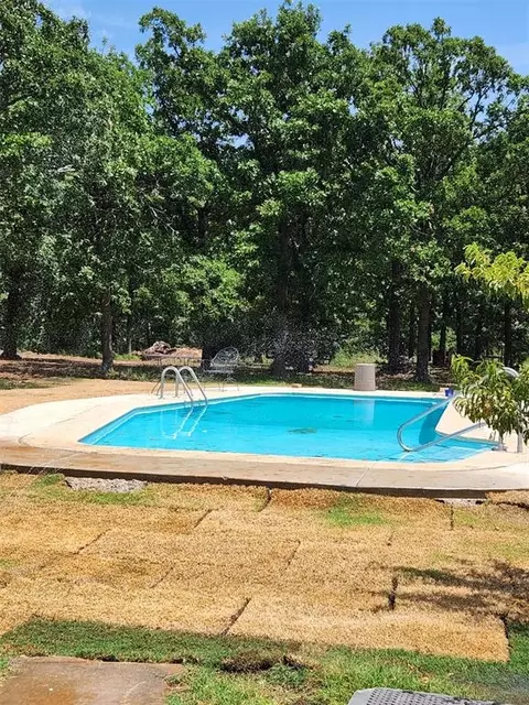 13904 S Dobbs Rd, Mcloud, OK 74851 photo 3