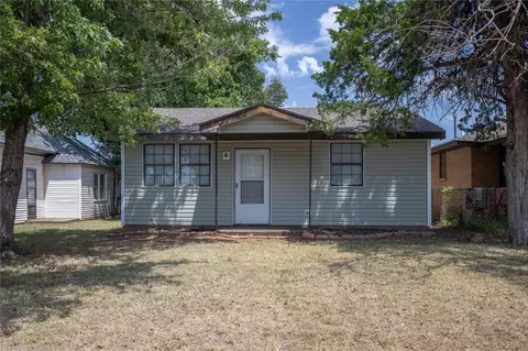 415 W Franklin Ave, Weatherford, OK 73096