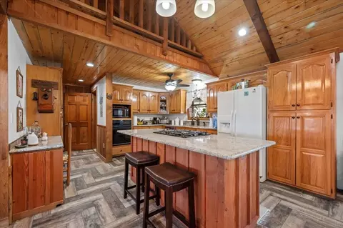 Kitchen - 536 Coon Creek Loop, Broken Bow, OK 74728 photo 1 of 5