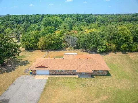 2905 N Henney Rd, Choctaw, OK 73020