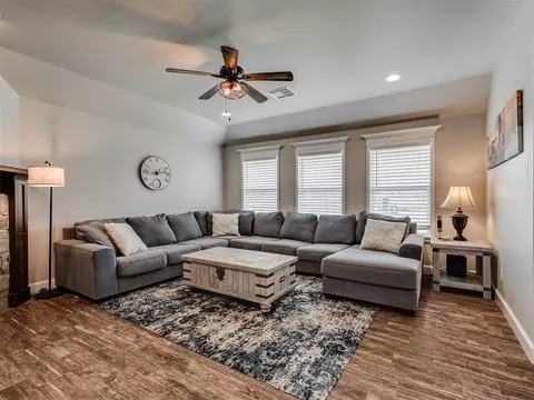 Living - 1516 Pendleton Pl, Moore, OK 73160 photo 1 of 4