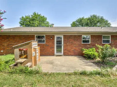 Exterior - 8922 E 49th Pl, Tulsa, OK 74145 photo 8 of 13