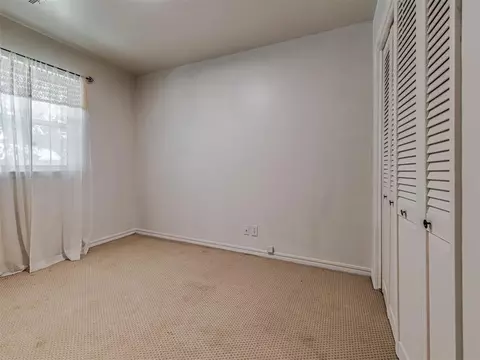Bedroom - 8922 E 49th Pl, Tulsa, OK 74145 photo 7 of 9