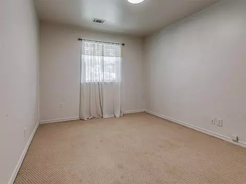 Bedroom - 8922 E 49th Pl, Tulsa, OK 74145 photo 8 of 9